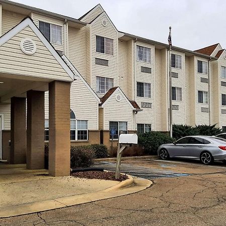 Starkville Inn & Suites Exterior foto